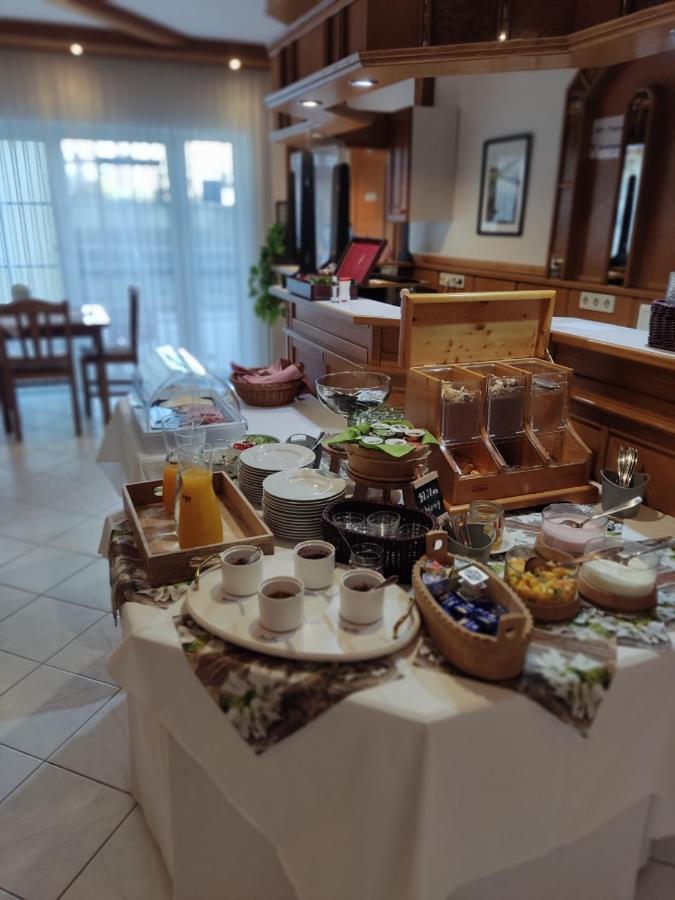 Pension Christine Grossweikersdorf Extérieur photo