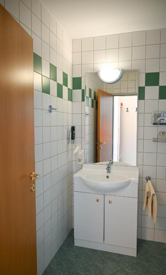 Pension Christine Grossweikersdorf Extérieur photo