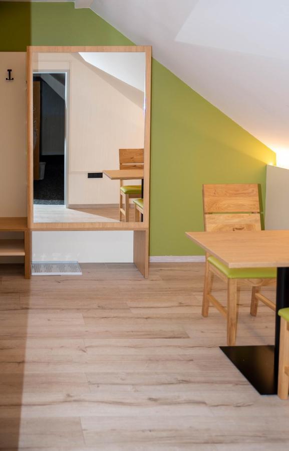 Pension Christine Grossweikersdorf Extérieur photo