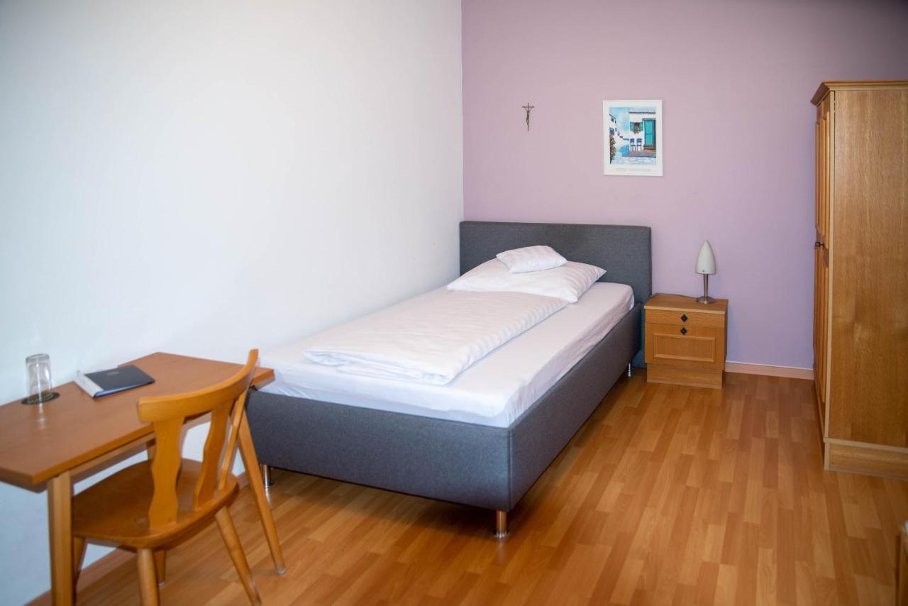 Pension Christine Grossweikersdorf Extérieur photo